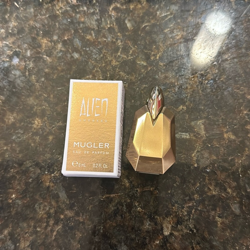 Mugler Alien Goddess 0.2 fl oz New Never Used